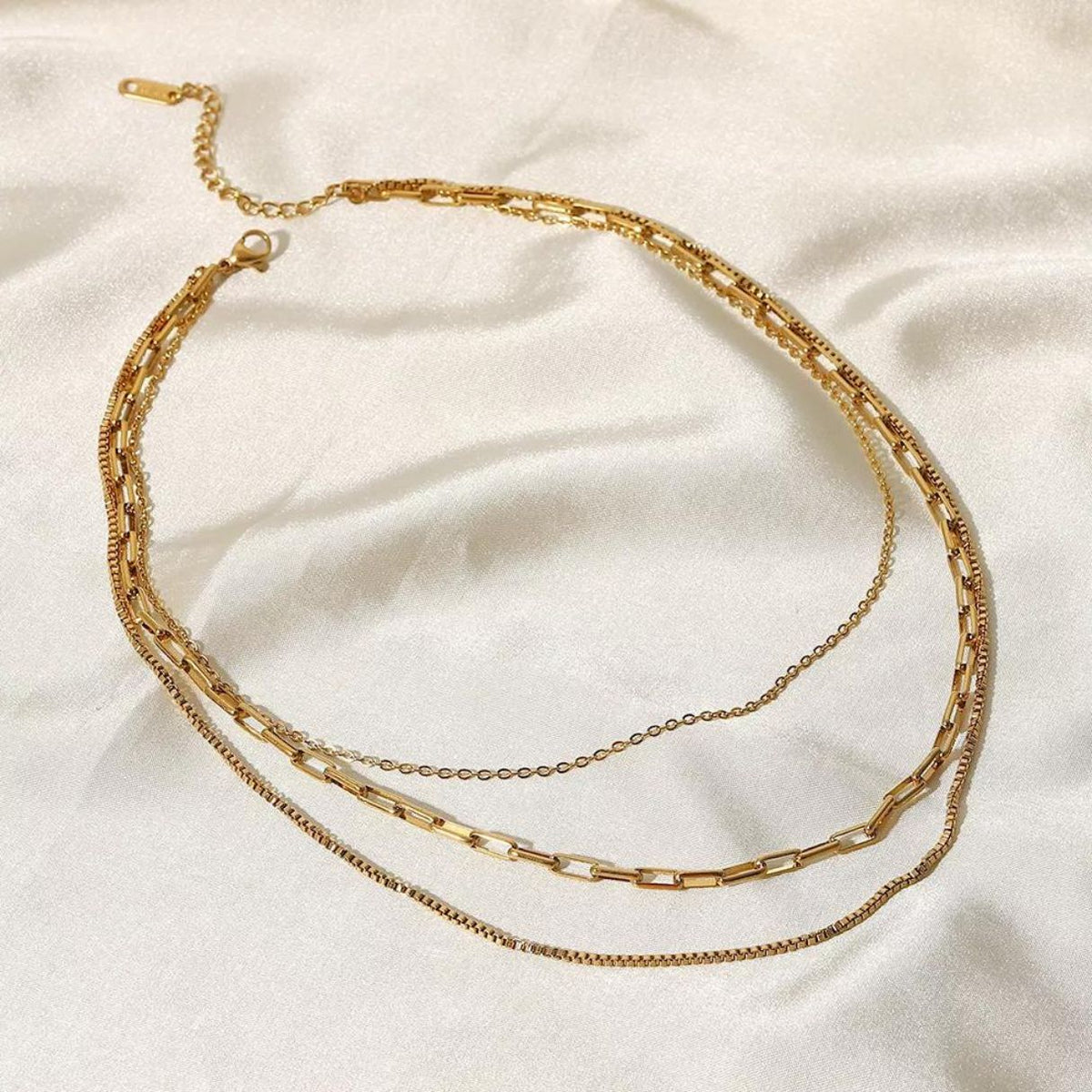 Bruce & Co Saona – Triple Layer Chain Necklace
