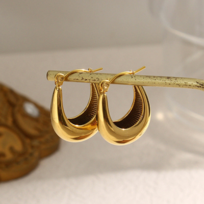 Bruce & Co Evie – Rounded Dome Hoop Earrings