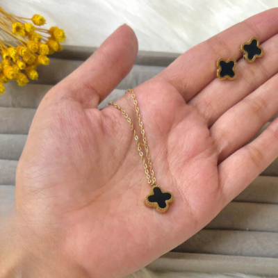 Bruce & Co Black Clover Necklace Bracelet Earrings Set