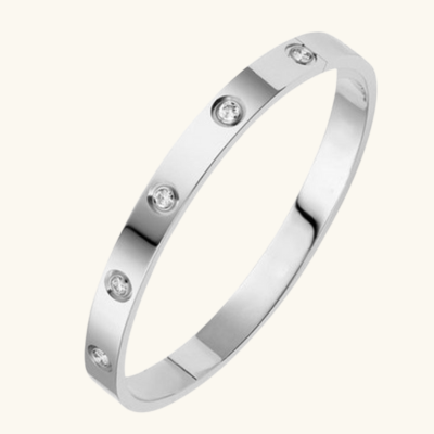 Bruce & Co Finette – Round Stone Detail Bangle