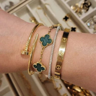 Bruce & Co Green Clover Necklace Bracelet Earrings Set