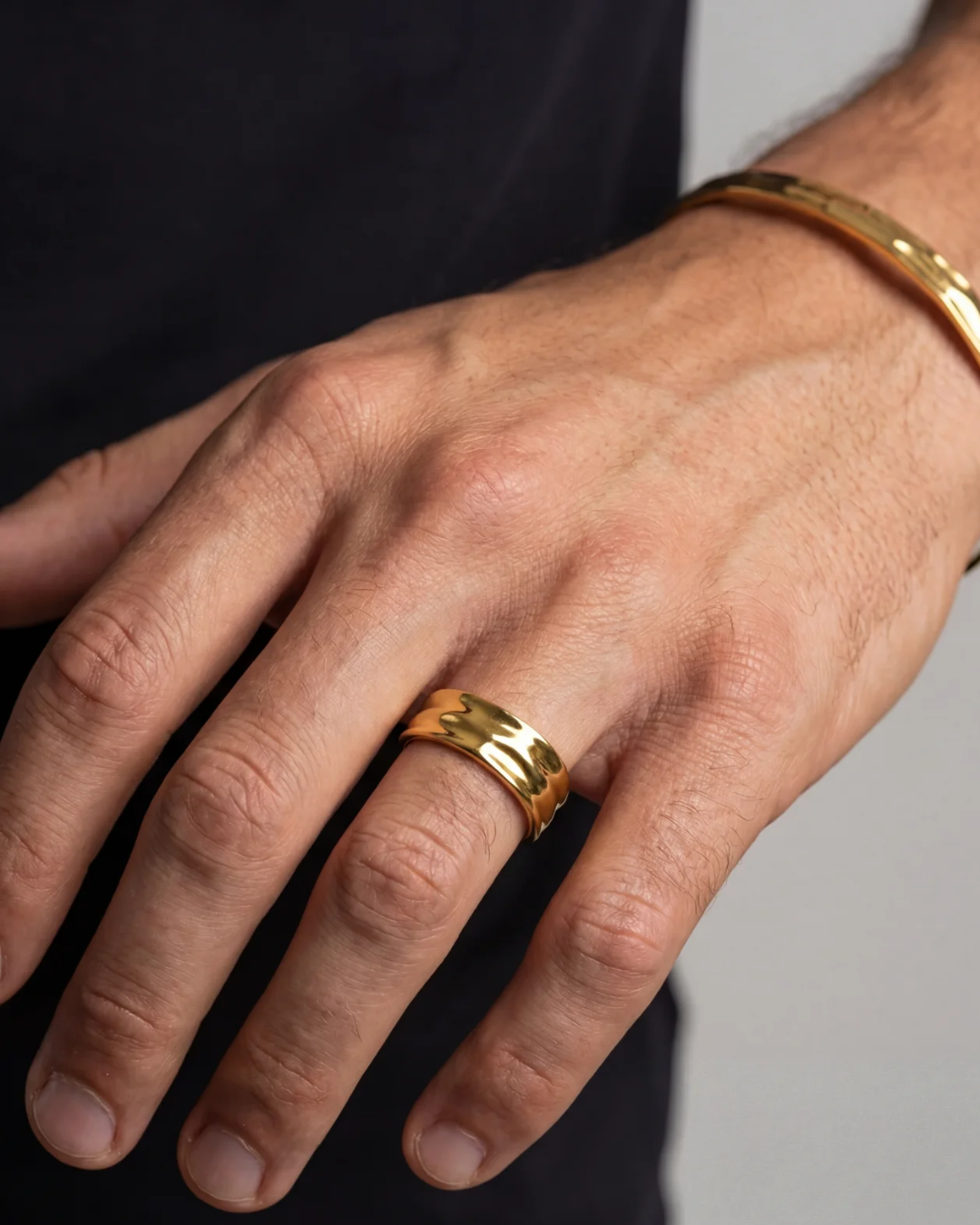 Bruce & Co Ocean – Sculpted Adjustable Open Ring, 18K Gold-Plated Steel