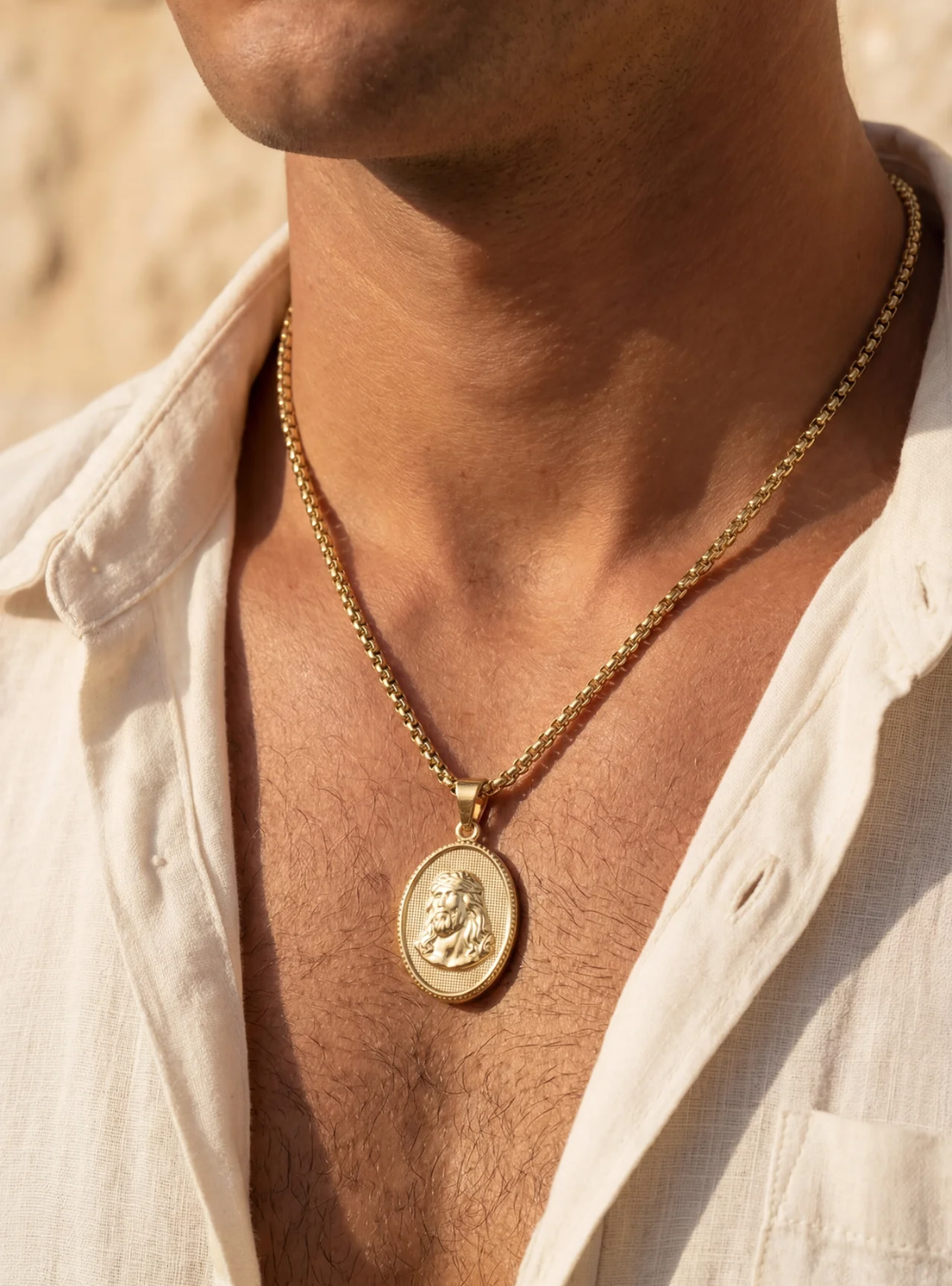 Bruce & Co The King – Oval Relief Medallion Necklace, Gold-Plated 316L Steel