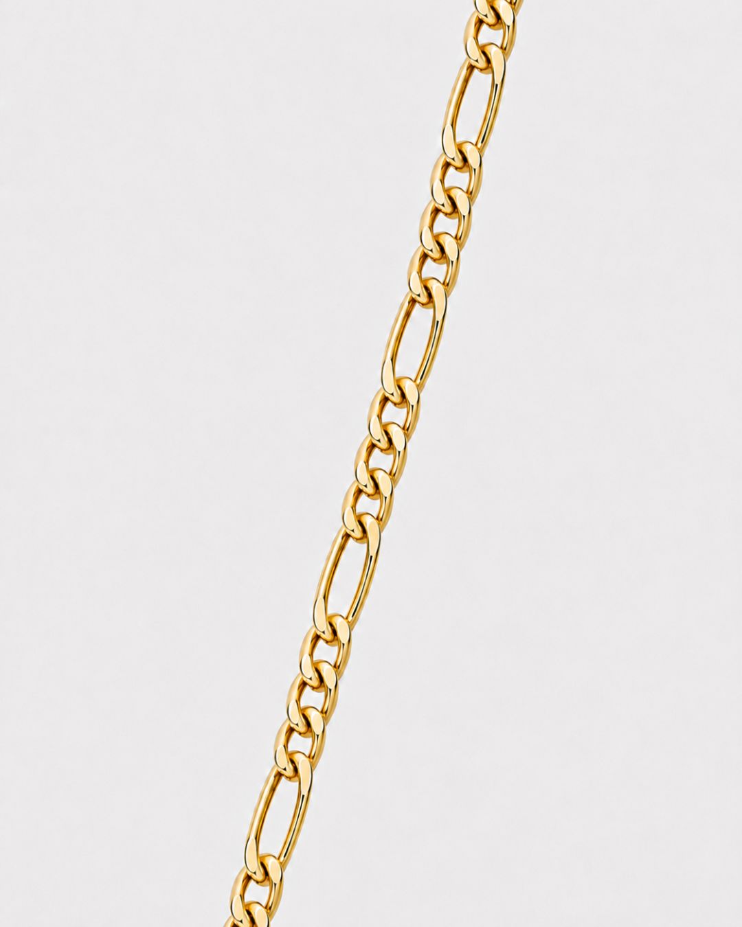 Bruce & Co Men’s 18K Gold-Plated Figaro Chain Bracelet, 6 mm
