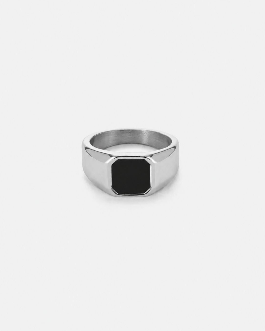 Bruce & Co Men’s Black Inlay Signet Ring, Silver-Plated Steel, US 7–13