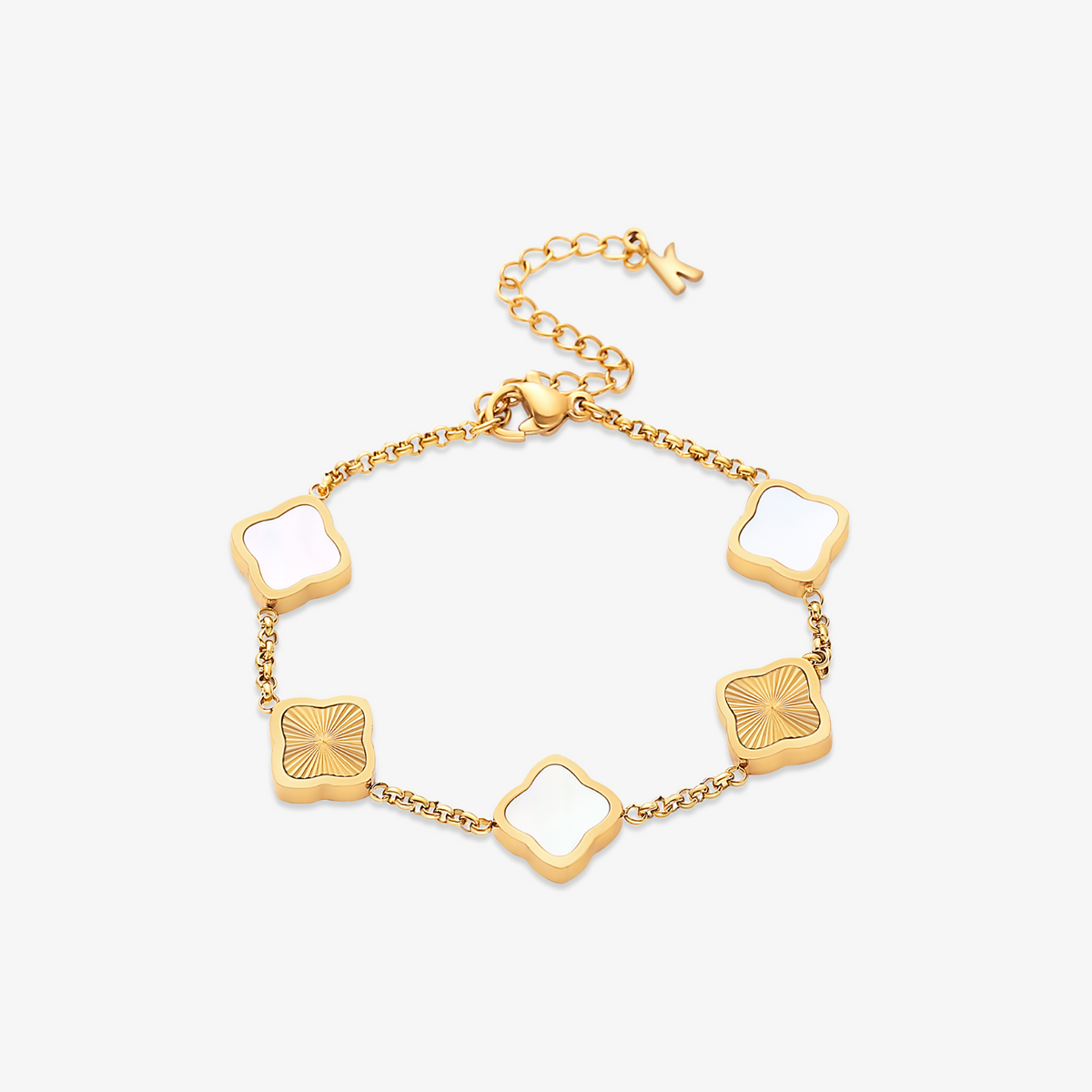 Bruce & Co Golden Clover – Five Quatrefoil Chain Bracelet