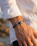 Bruce & Co Men’s Grey Braided Nylon Rope Bracelet with Steel Shackle
