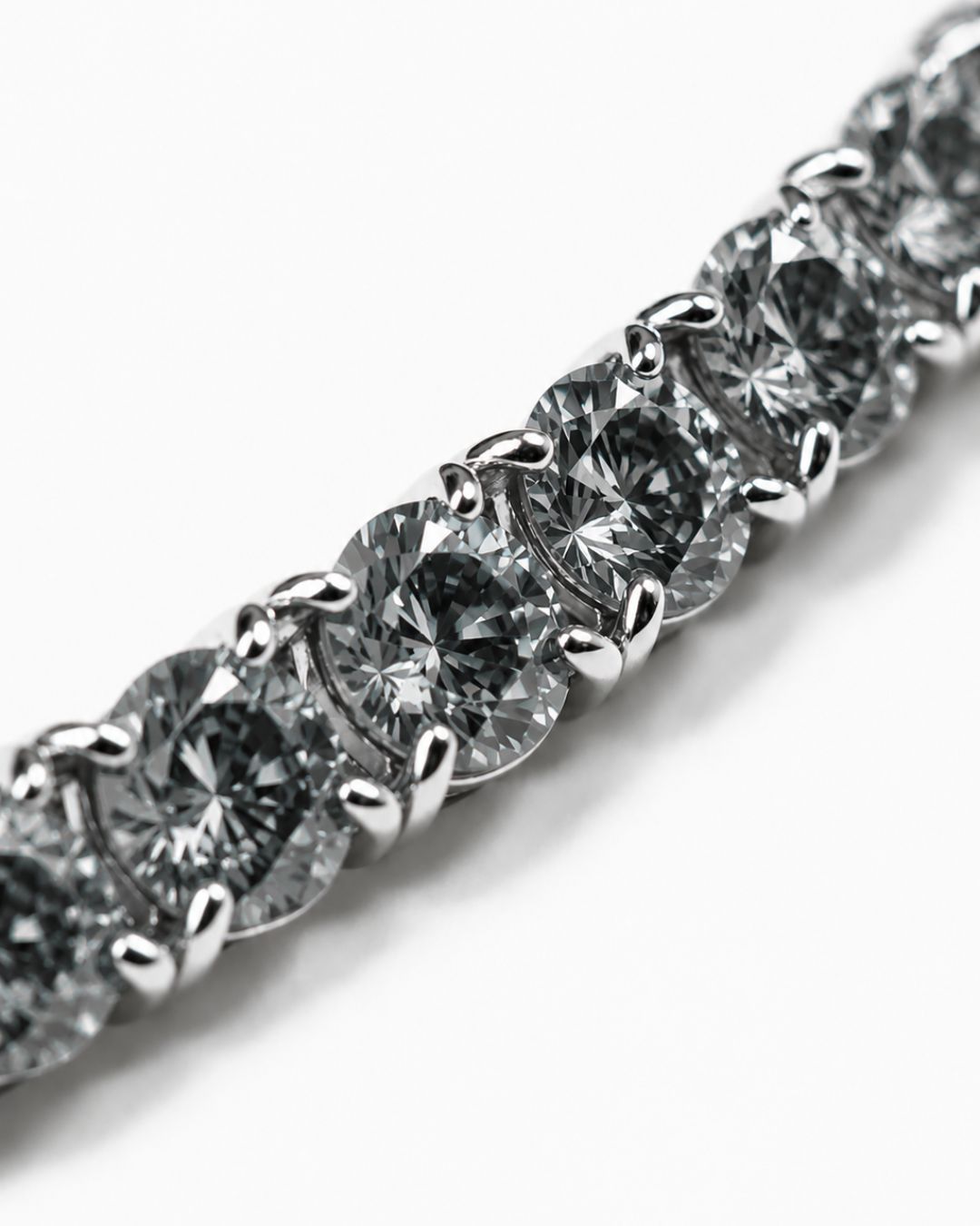 Bruce & Co Men’s Grey Moissanite Tennis Bracelet, 4 mm, 925 Sterling Silver