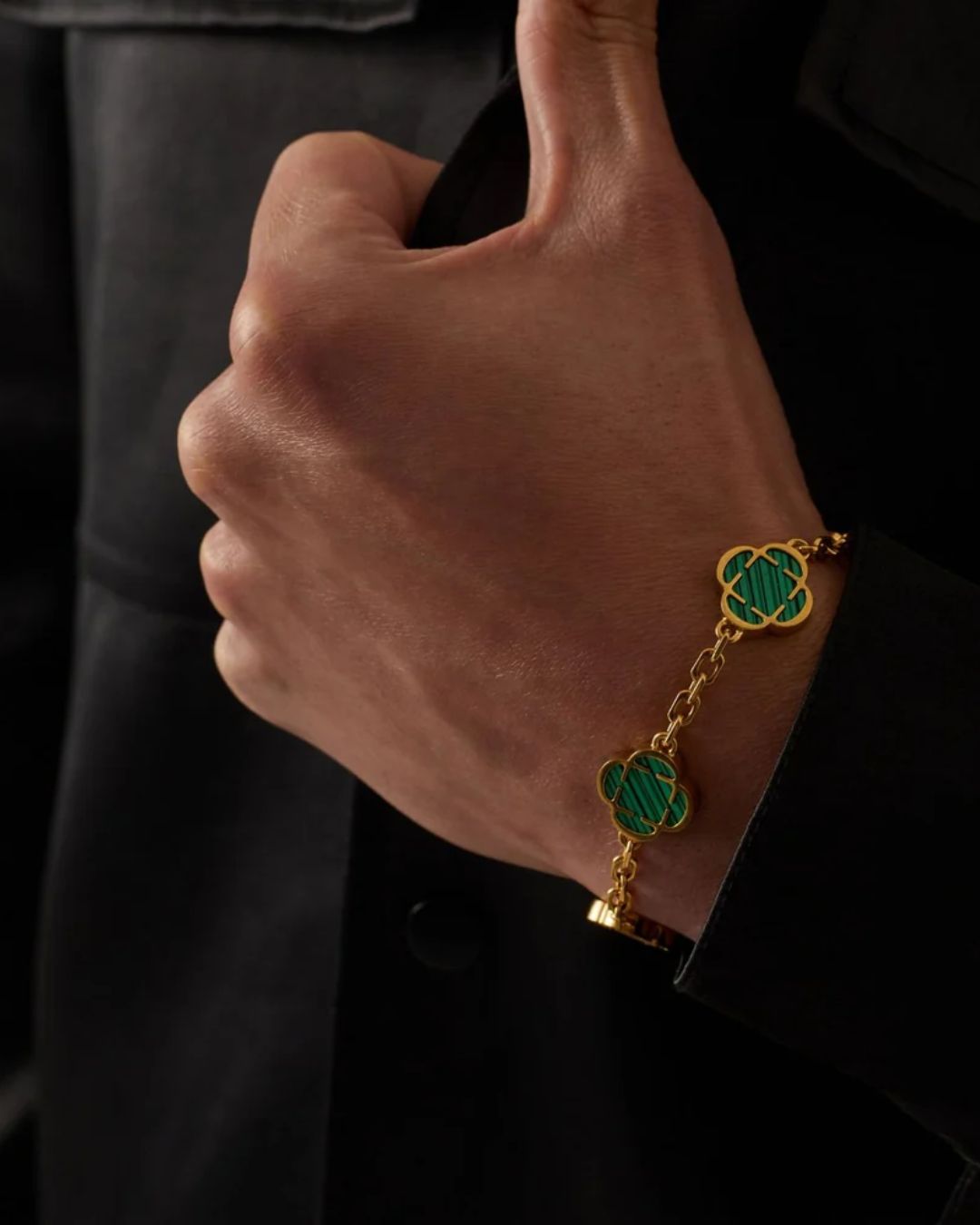 Bruce & Co Green Clover Charm Bracelet, Gold-Plated Stainless Steel
