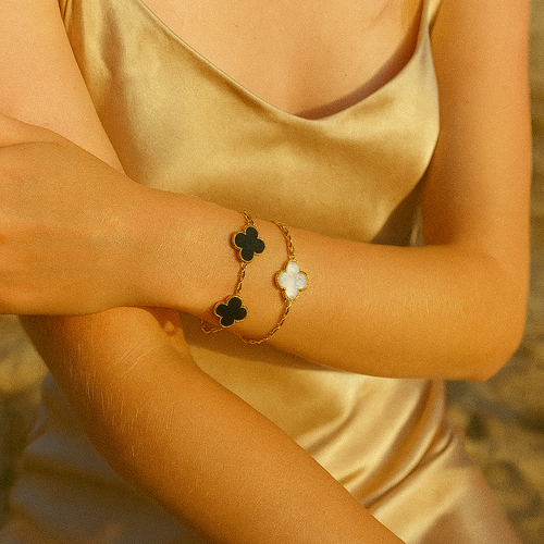 Bruce & Co Black and White Clover Bracelet Set
