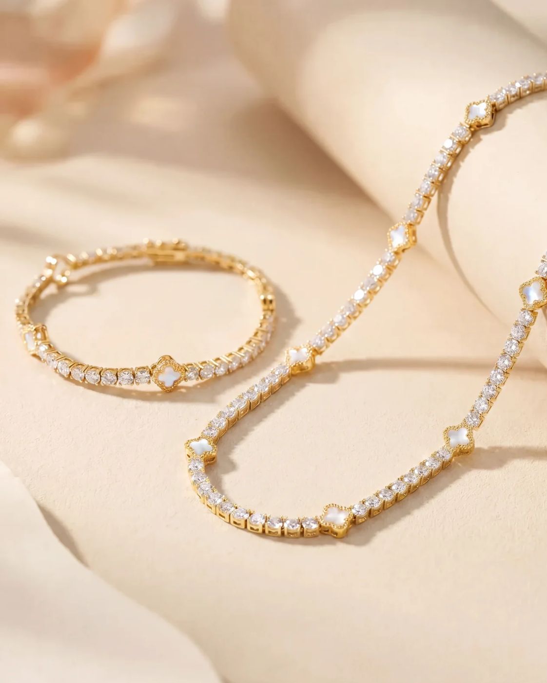 Bruce & Co Pearlescent White Clover Tennis Bracelet, Gold-Plated