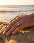 Bruce & Co Men’s Hammered Tungsten Carbide Band Ring, 6 mm