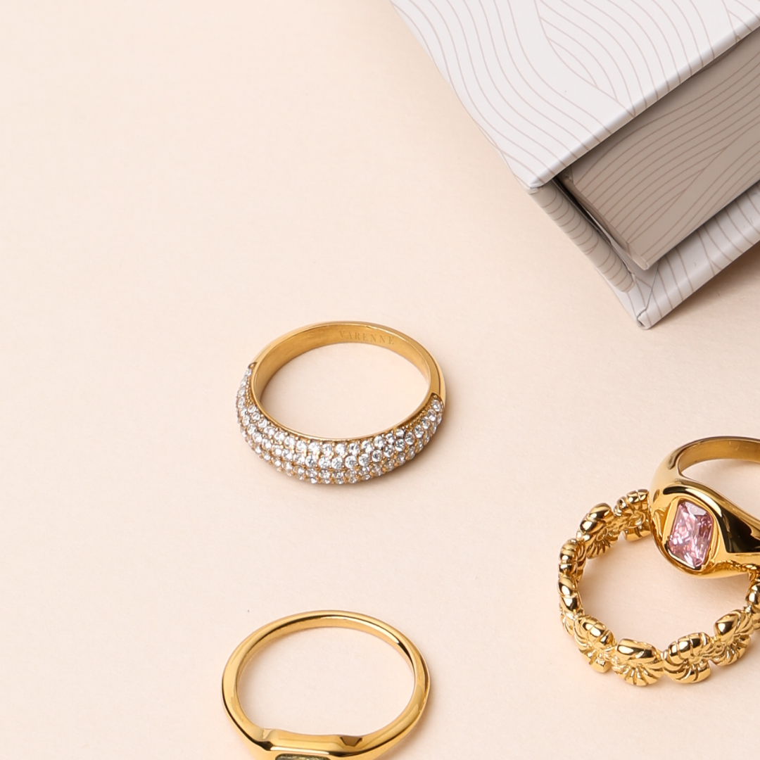 Bruce & Co Day & Night – Plain and Pavé Zircon Rings Set