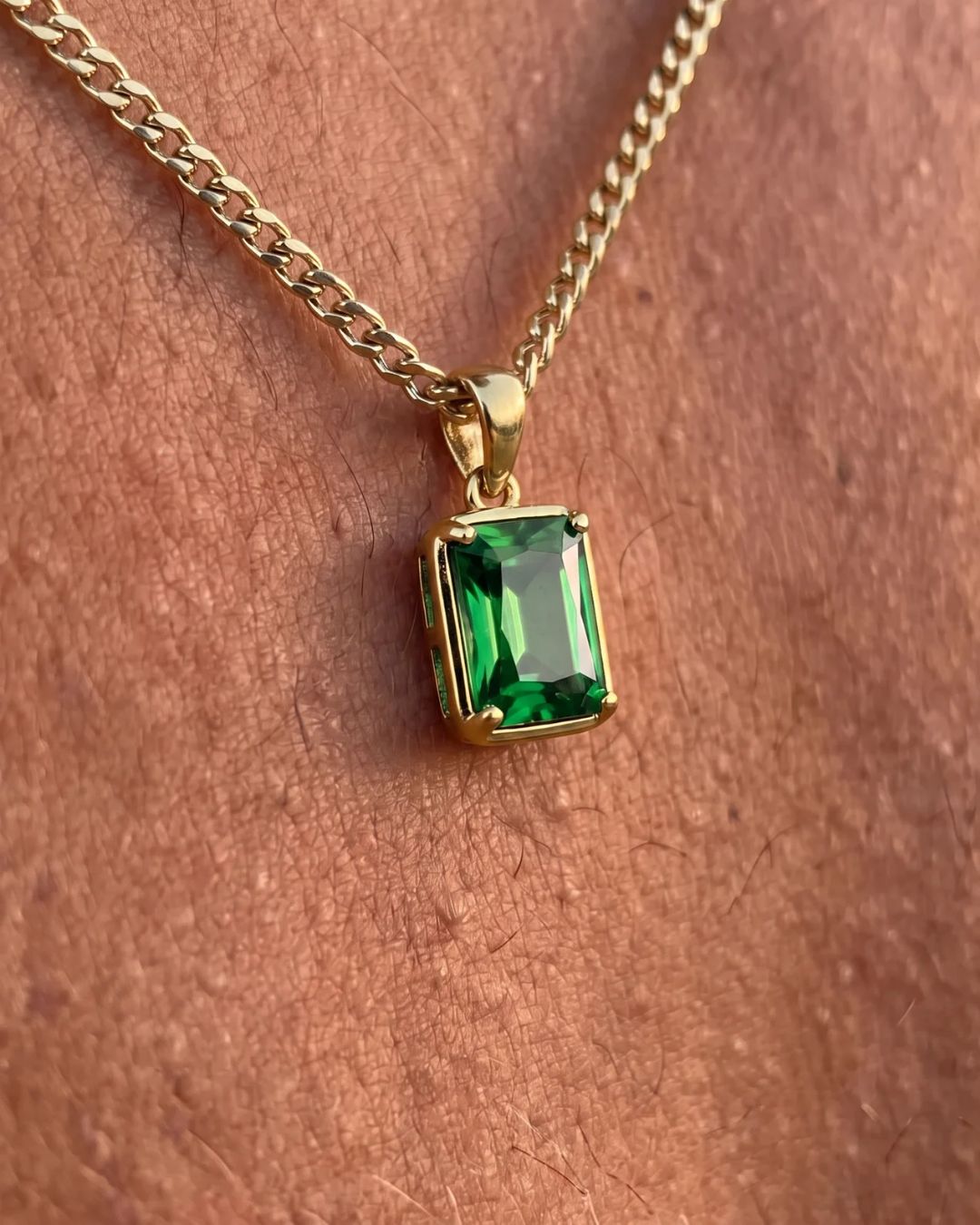 Bruce & Co Men’s 1 Carat Lab-Grown Emerald Pendant Necklace, 18K Gold-Plated
