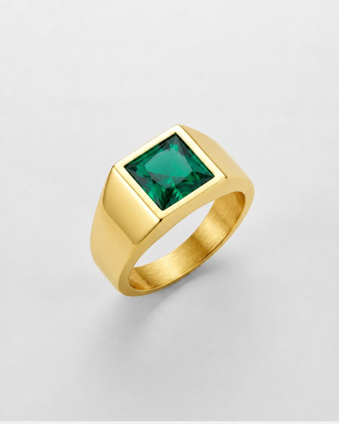 Bruce & Co Men’s Green Zirconia Square Signet Ring, Gold-Tone