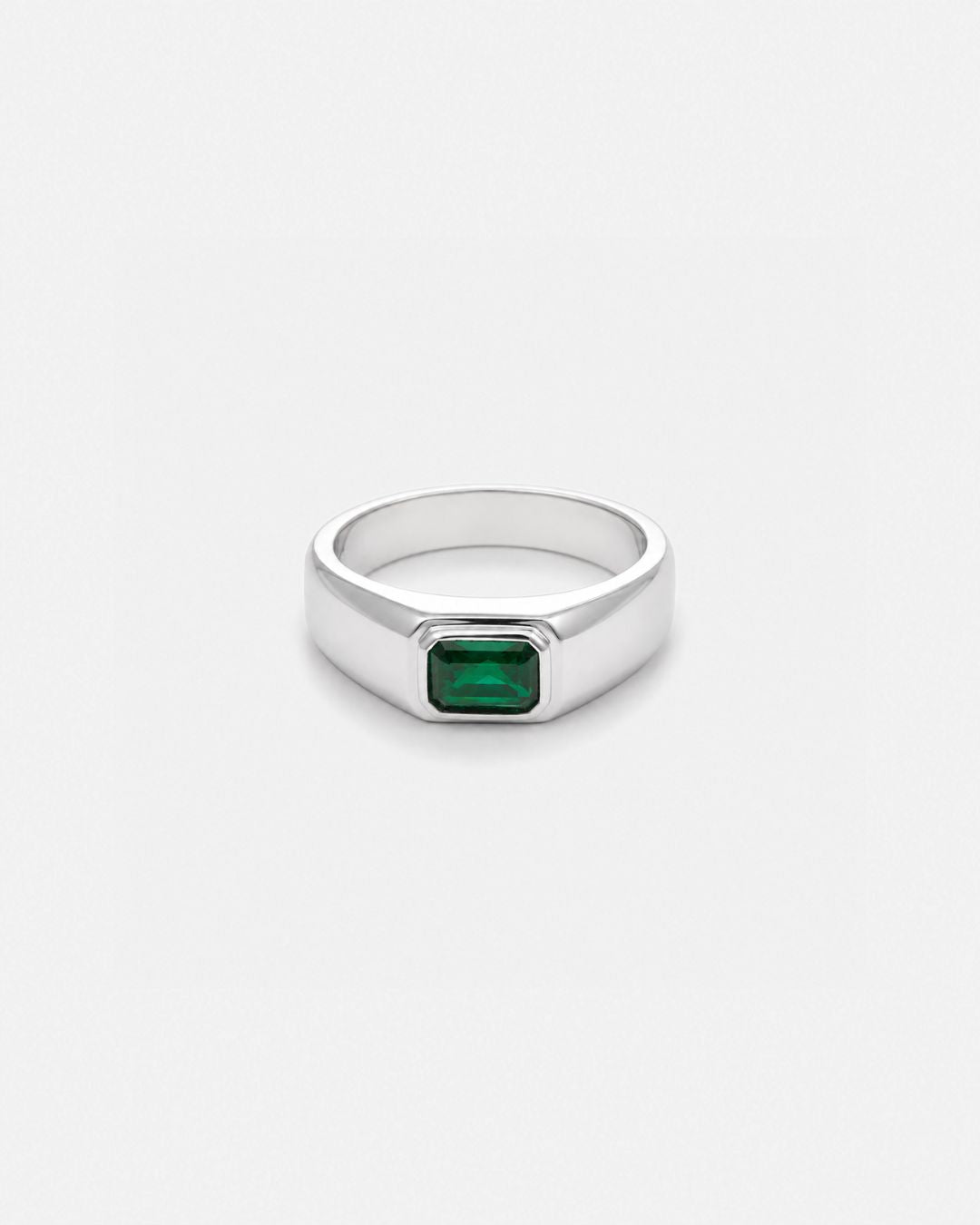 Bruce & Co Men’s 1 Carat Lab-Grown Emerald Signet Ring in 925 Sterling Silver