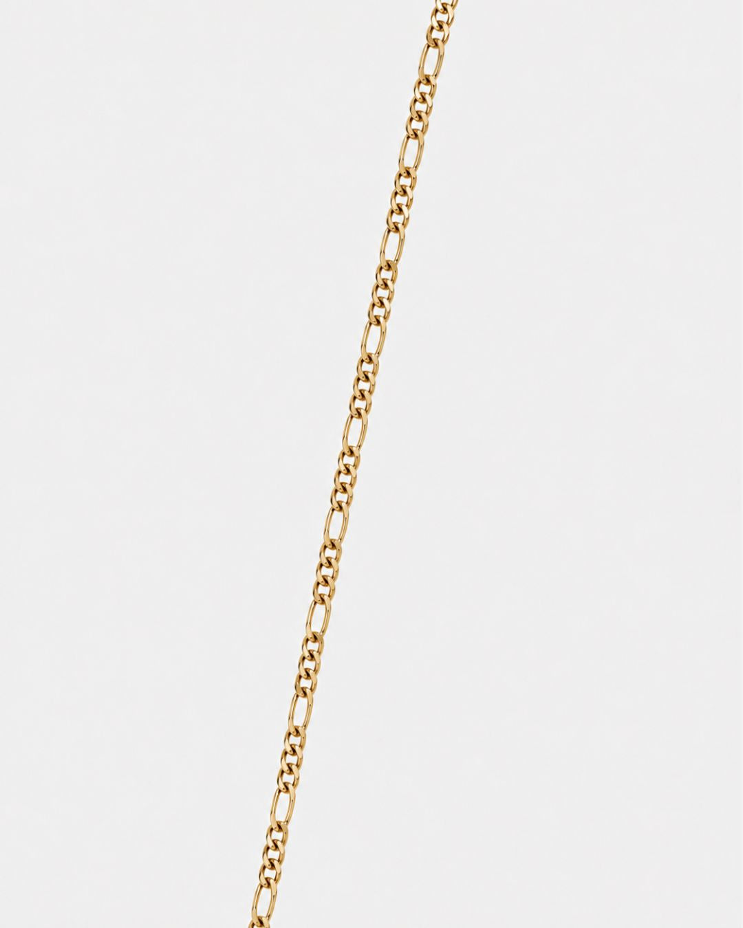 Bruce & Co Men’s 18K Gold-Plated Figaro Chain Bracelet, 3 mm