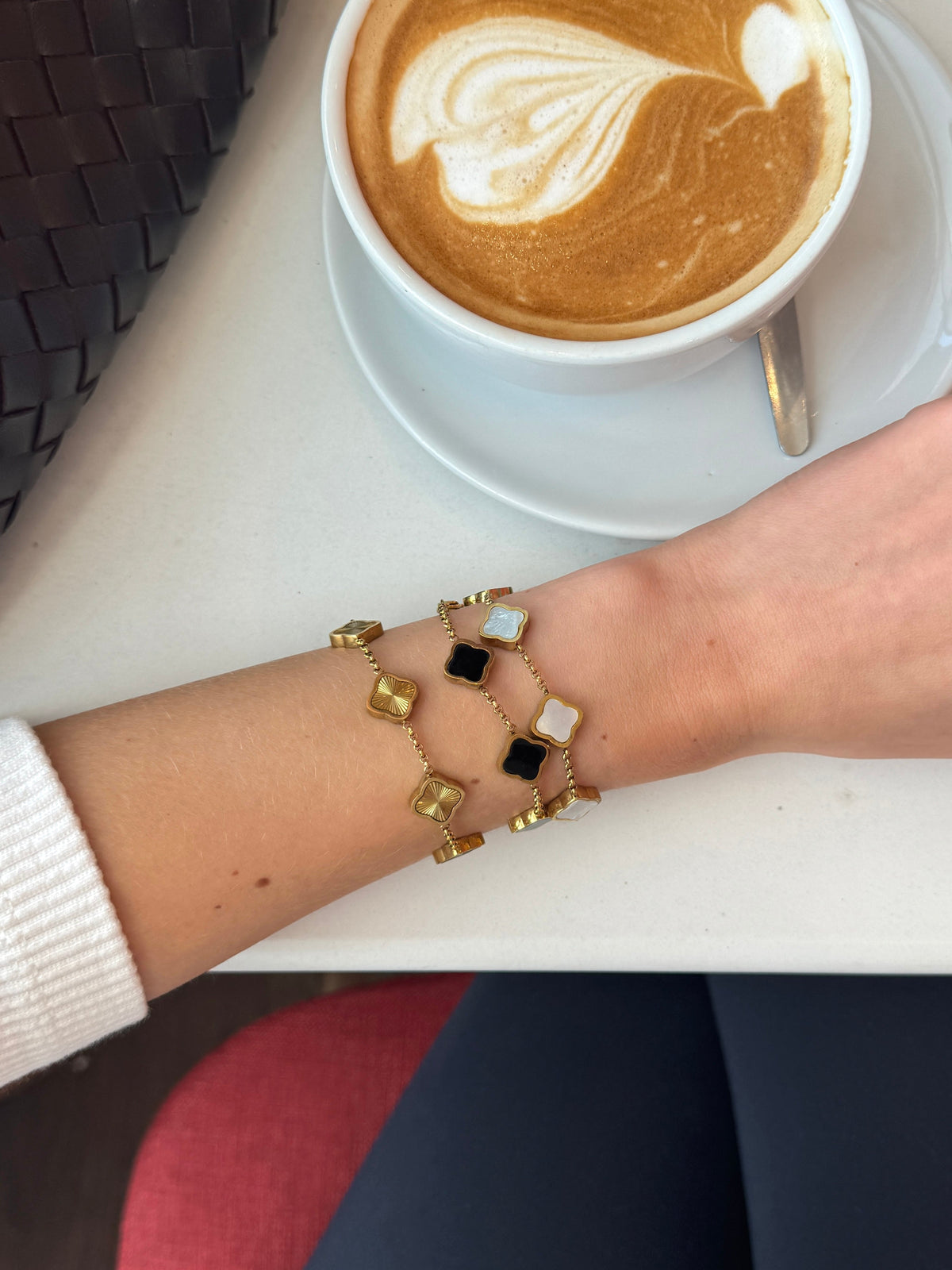 Bruce & Co Golden Clover – Five Quatrefoil Chain Bracelet