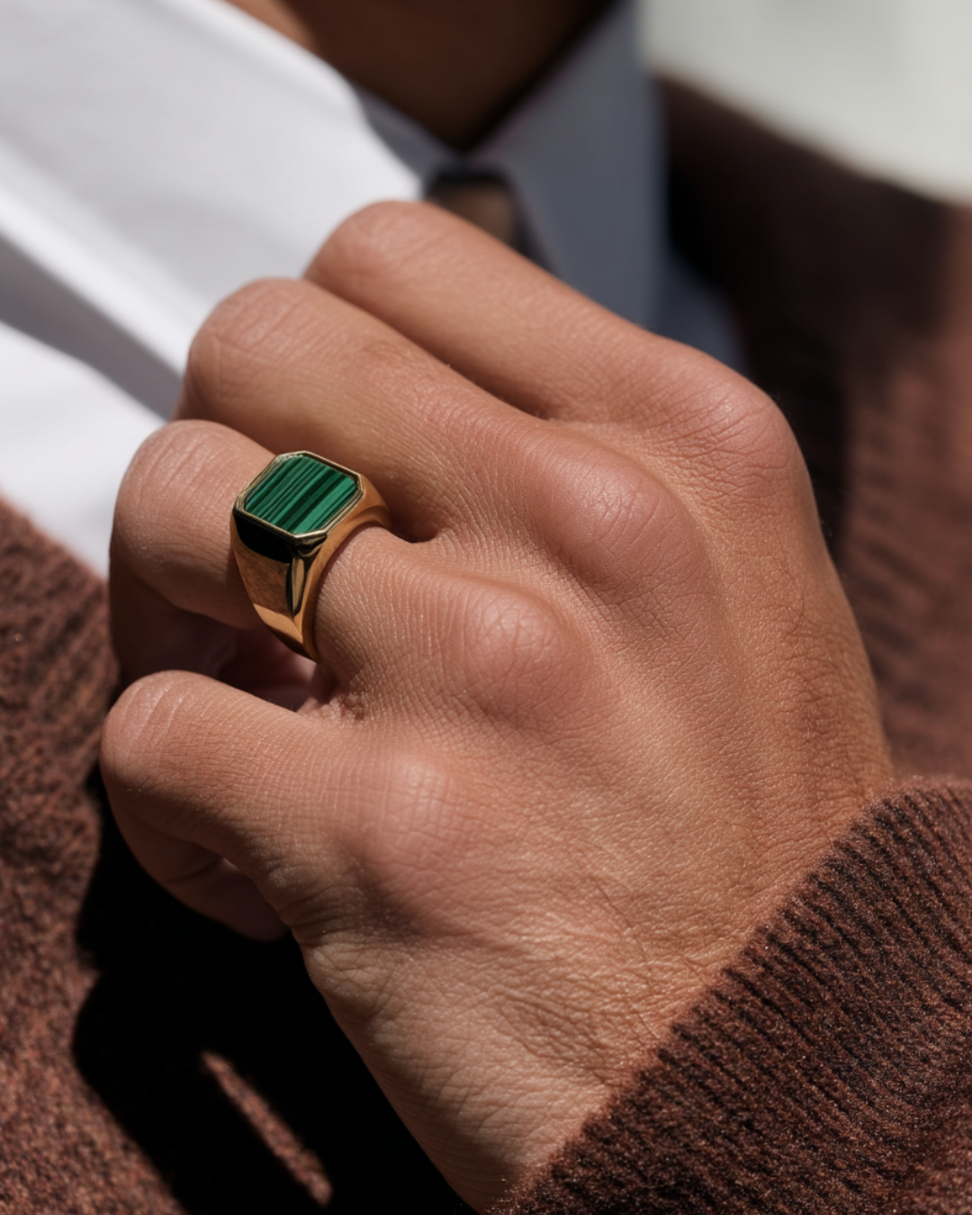 Bruce & Co Malachio – Men’s Green Malachite Signet Ring, Gold-Plated Steel