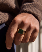 Bruce & Co Malachio – Men’s Green Malachite Signet Ring, Gold-Plated Steel