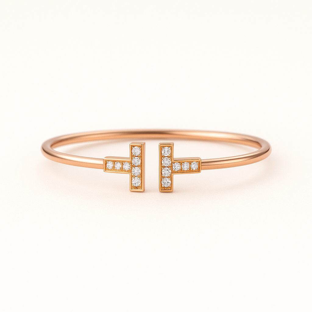 Bruce & Co Tess – T-Shaped Zirconia Detail Cuff
