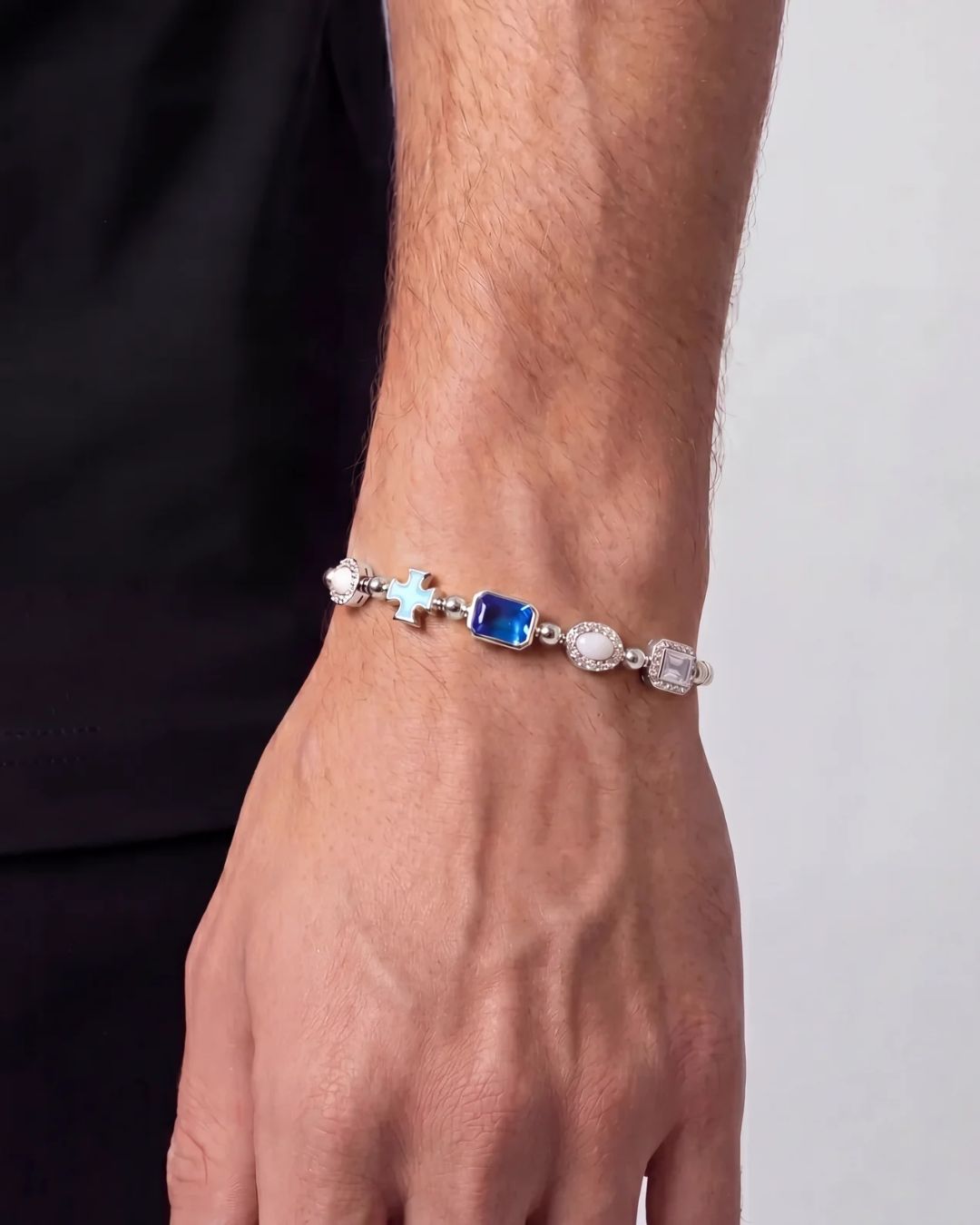 Bruce & Co Royal Azure – Men’s Blue and Clear Mosaic Bracelet, 6 mm, Silver-Tone