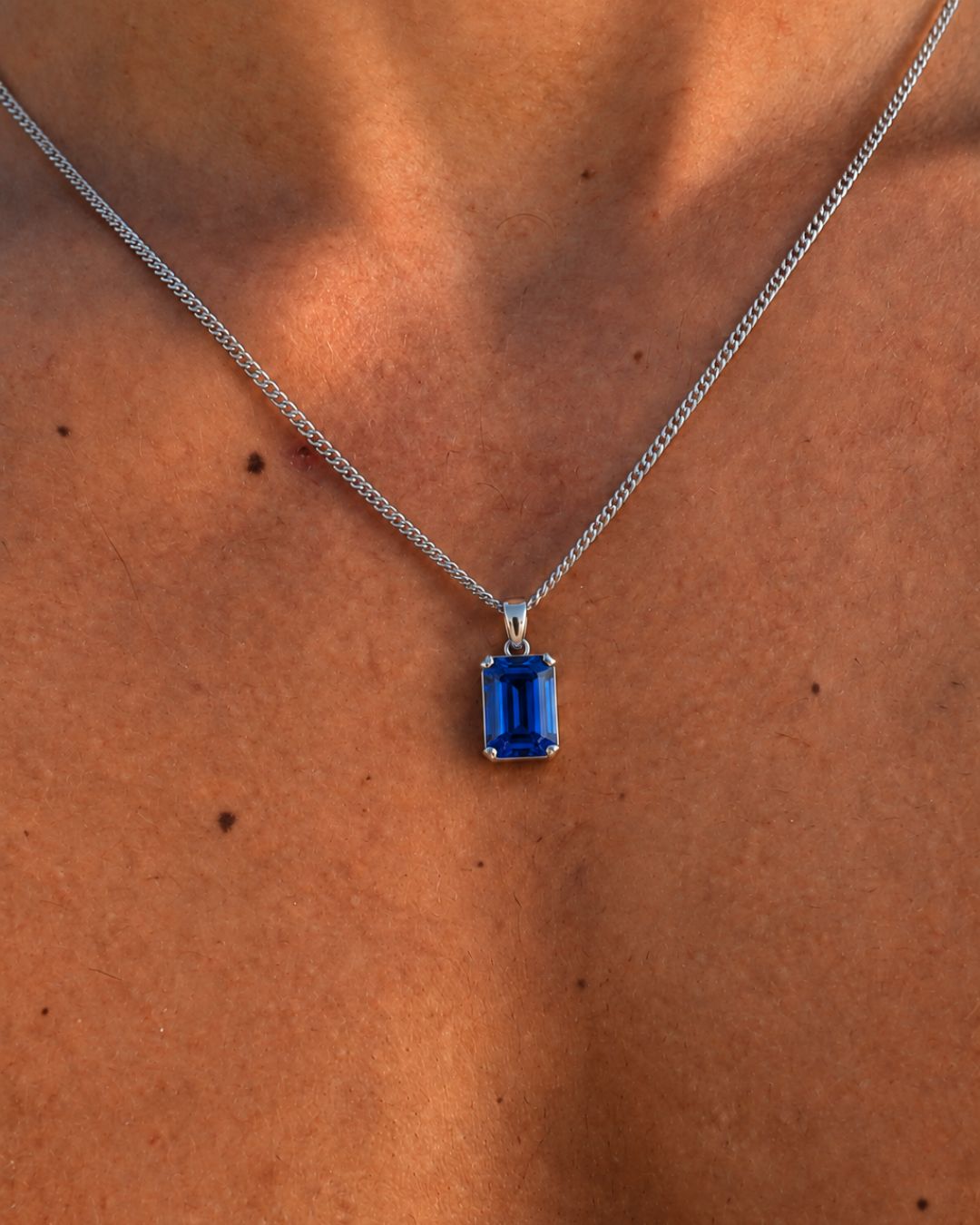 Bruce & Co Men’s 2 Carat Lab-Grown Sapphire Pendant Necklace, 925 Silver