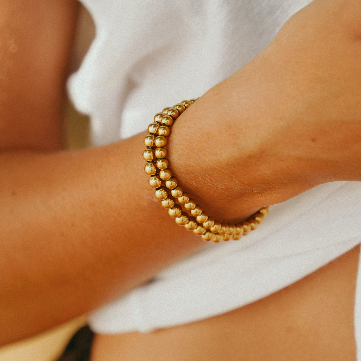 Bruce & Co Caicos – Gold-Tone Beaded Bracelet