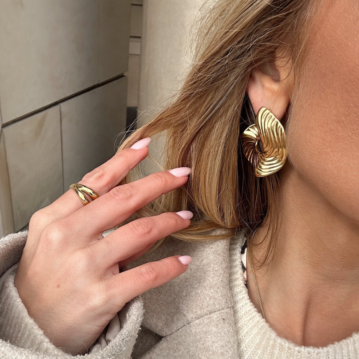 Bruce & Co Iris – Ridged Spiral Statement Earrings