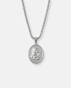 Bruce & Co The King – Oval Relief Medallion Necklace, Silver-Tone 316L Steel