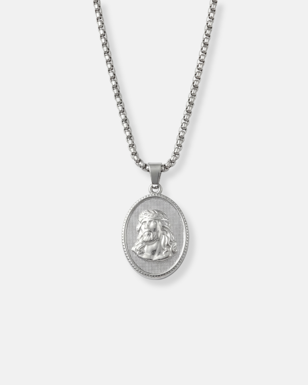 Bruce & Co The King – Oval Relief Medallion Necklace, Silver-Tone 316L Steel