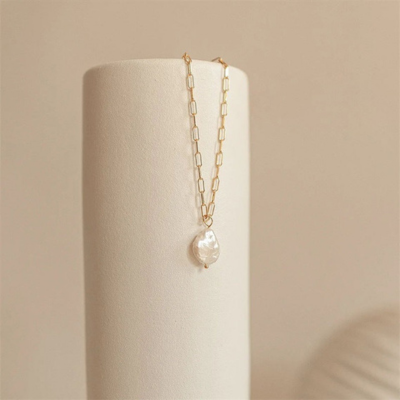 Bruce & Co Kos – Pearl Pendant Paperclip Necklace