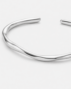 Bruce & Co Vérité – Twist Cuff Bracelet, Polished Silver-Tone