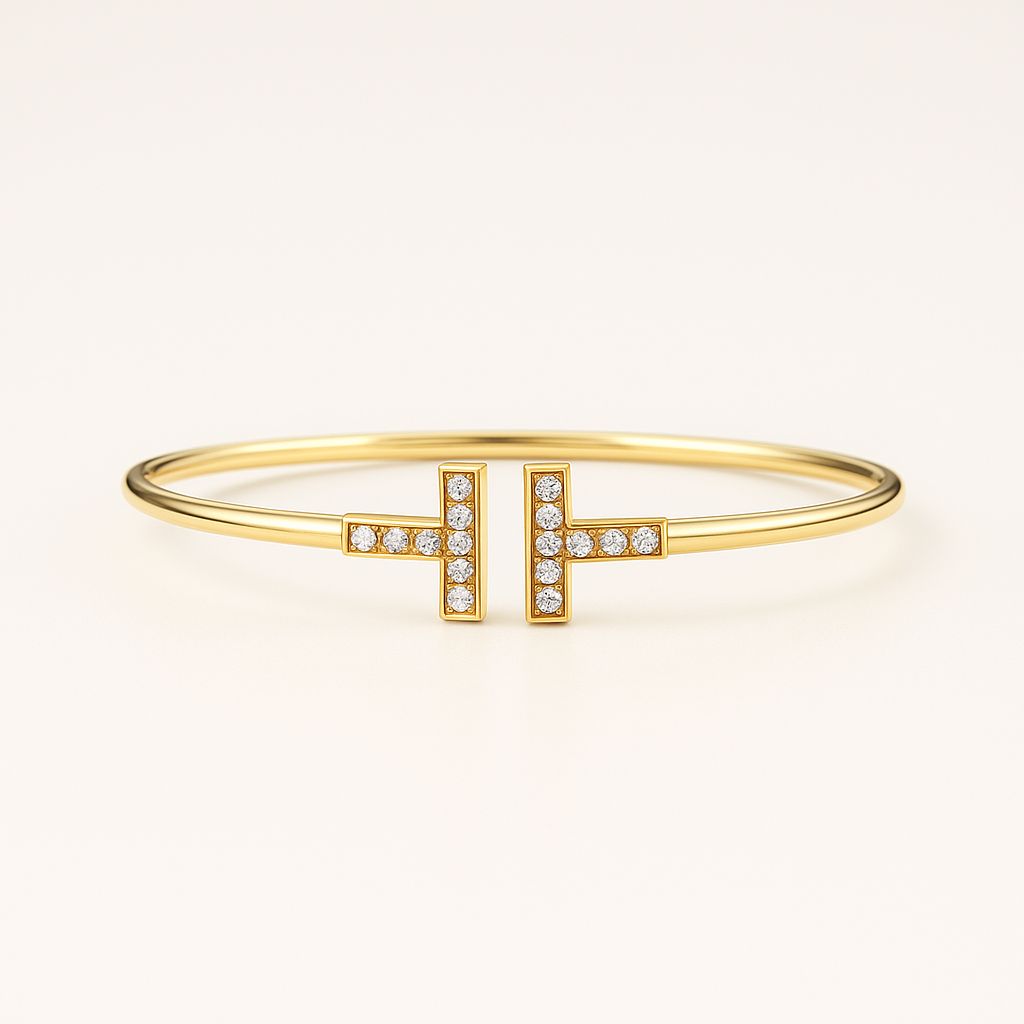 Bruce & Co Tess – T-Shaped Zirconia Detail Cuff