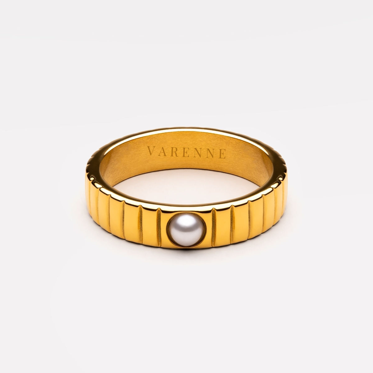 Bruce & Co Moana – Shell Pearl Grooved Band Ring