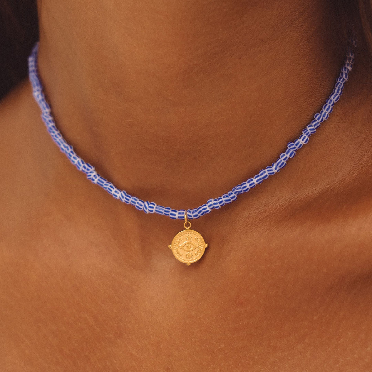 Bruce & Co Hera – Blue Beaded Coin Choker, 36 cm