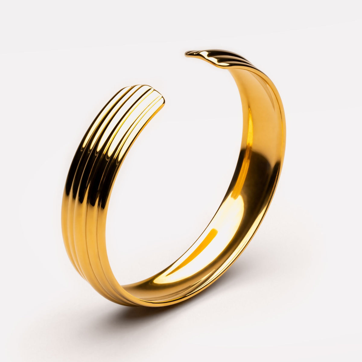 Bruce & Co Linea – Layered Cuff Bracelet, 13 mm, 18K Gold PVD Steel