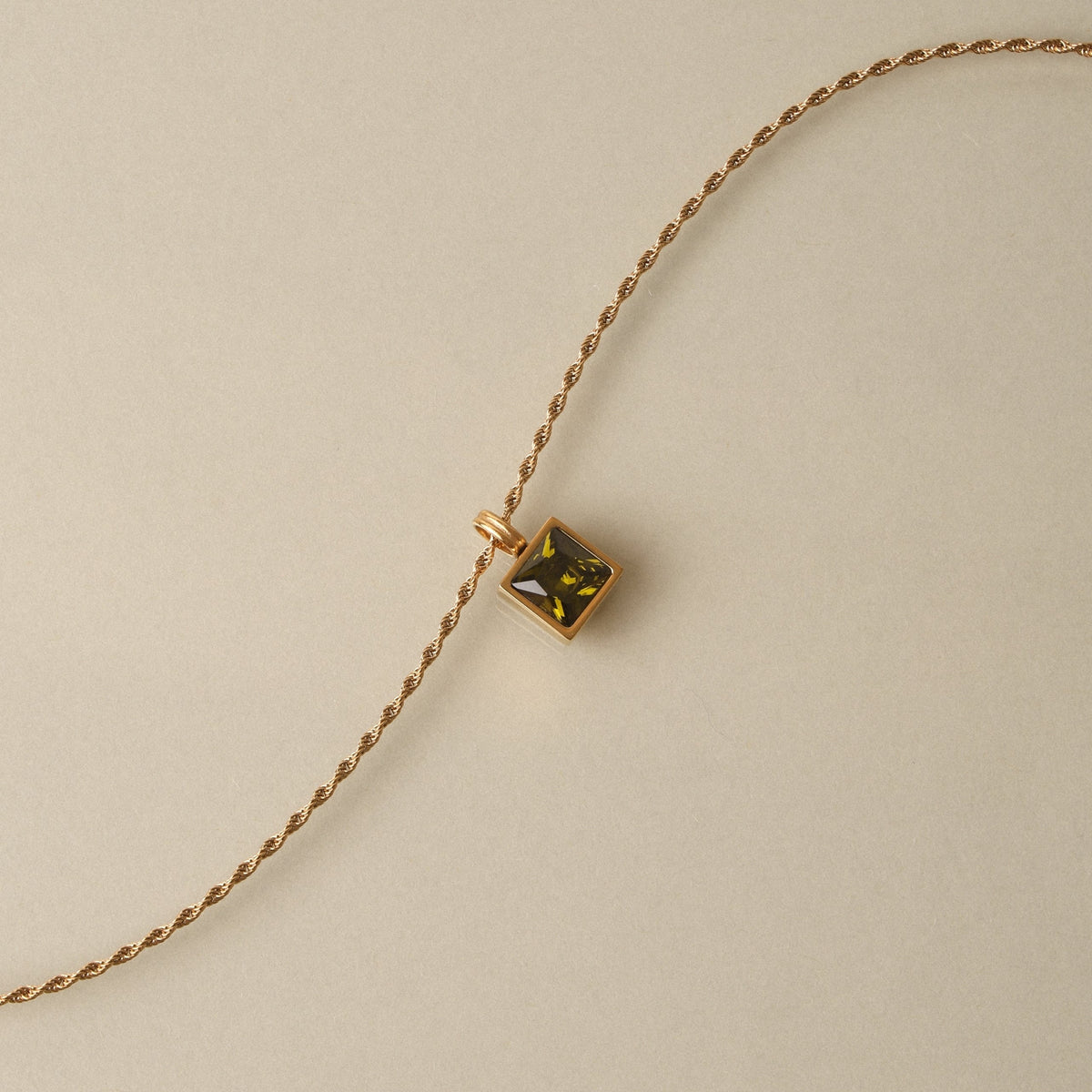 Bruce & Co Verde – Square Green Zircon Rope Necklace