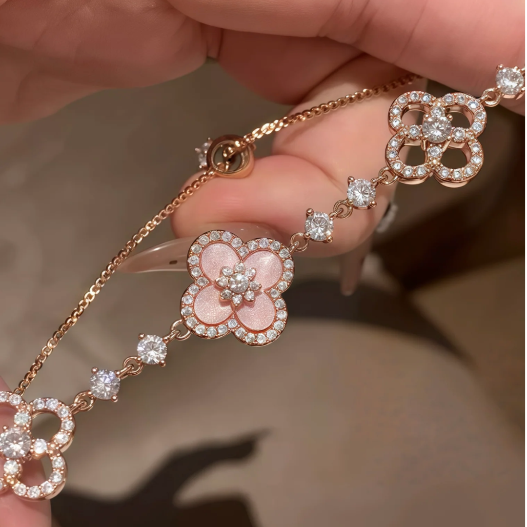 Bruce & Co Sakura Clover – Flower Slider Bracelet