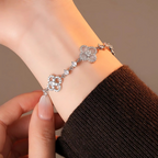 Bruce & Co Sakura Clover – Flower Slider Bracelet