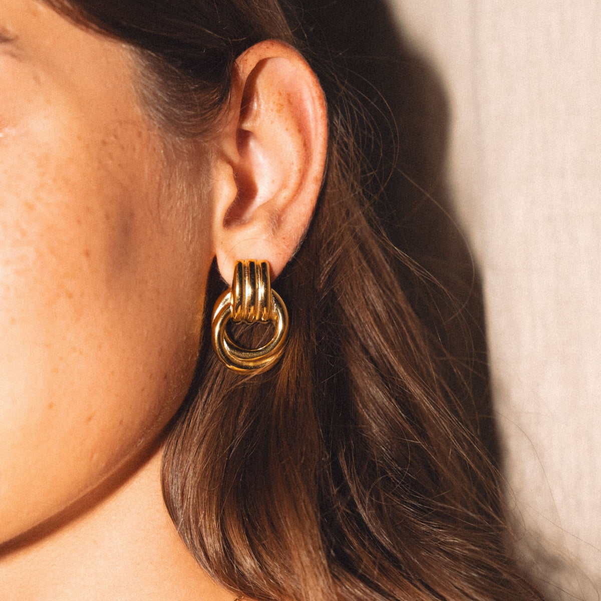 Bruce & Co Louvres – Sculptural Double Oval Drop Earrings