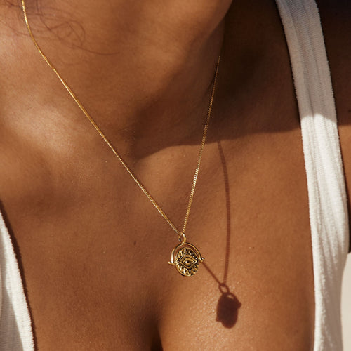 Bruce & Co Athena – Eye Coin Pendant Necklace, 24 mm