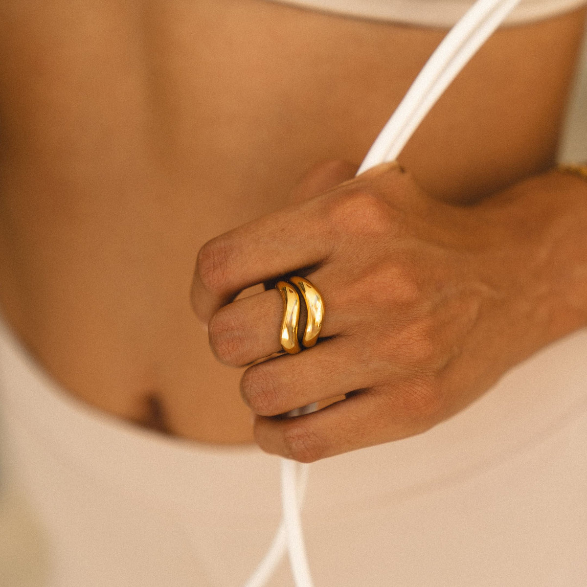 Bruce & Co Double Trouble – Two Sculpted Wave Rings Set
