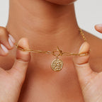Bruce & Co Venus – Coin Pendant Paperclip Necklace, 44 cm