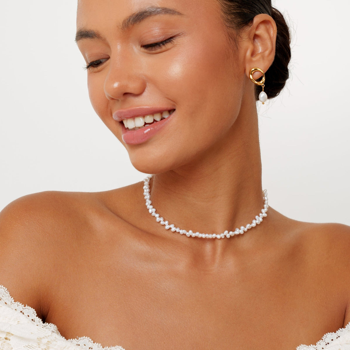 Bruce & Co Dolce – Freshwater Pearl Choker Necklace