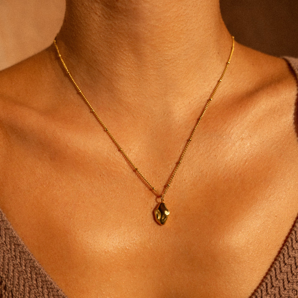 Bruce & Co Goldie – Organic Nugget Pendant Necklace