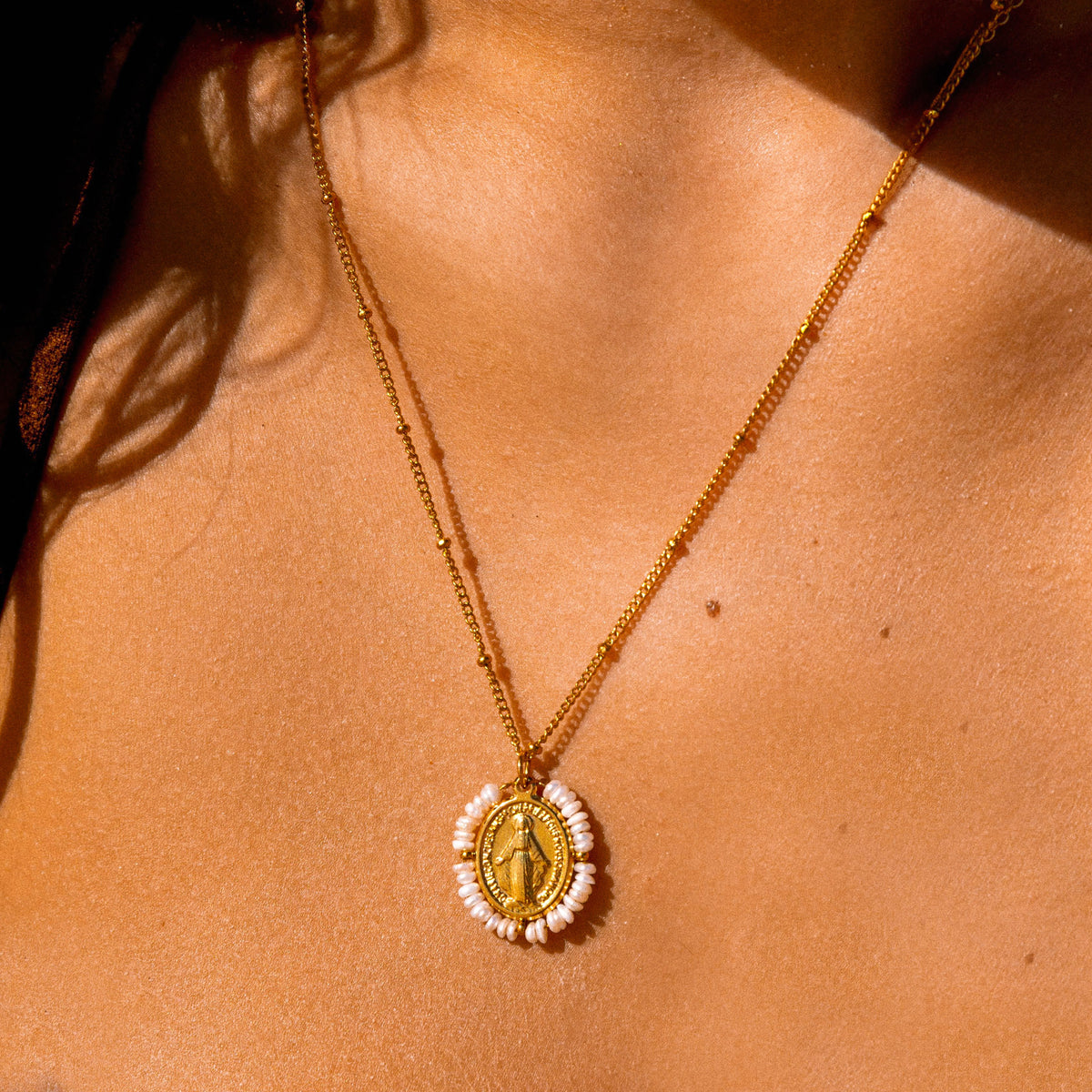Bruce & Co Grace – Virgin Mary Pearl Medallion Necklace