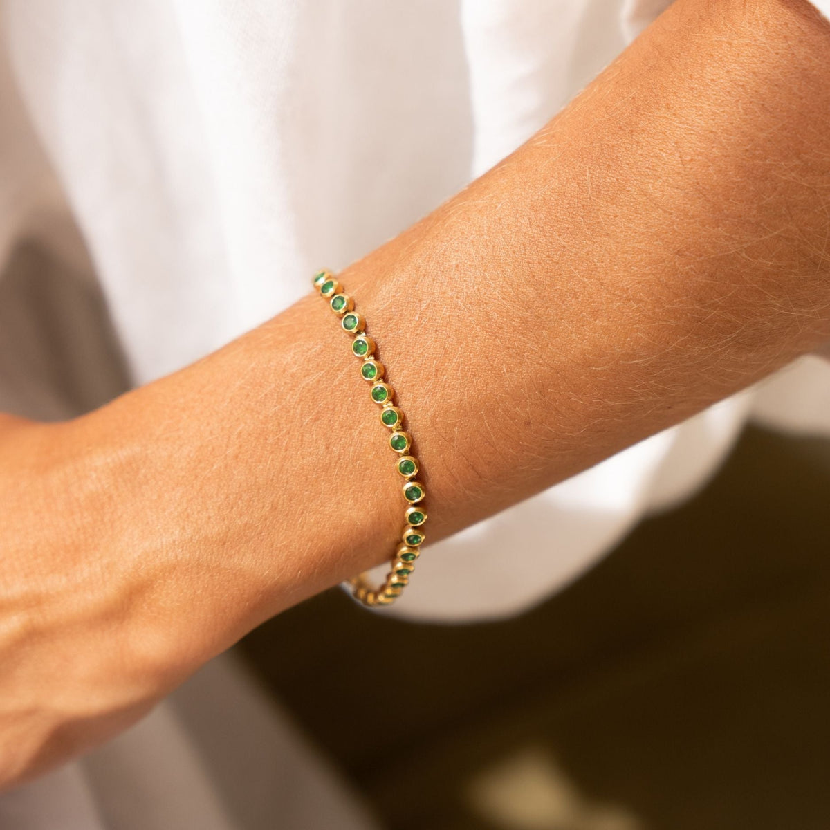 Bruce & Co Green Bezel-Set Tennis Bracelet, Adjustable Steel Chain