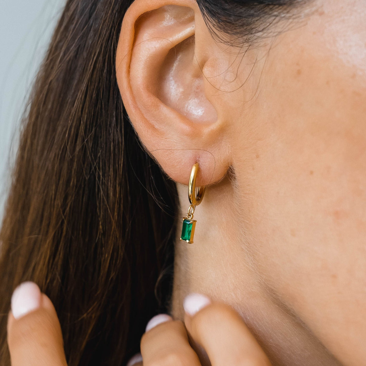 Bruce & Co Green Zircon Drop Hoop Earrings, 3 × 6 mm