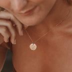 Bruce & Co Island – Hammered Coin Pendant Necklace, 15 mm
